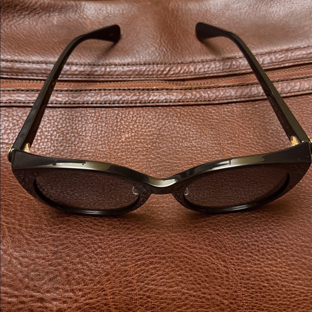 New Authentic GUCCI GG0369s Oversized Sunglasses